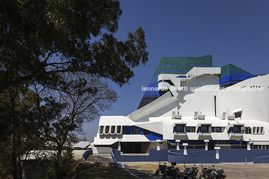 centro cultural miguel Ángel asturias efraín recinos