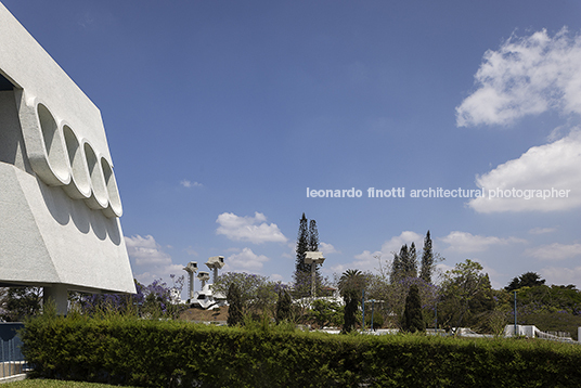 centro cultural miguel Ángel asturias efraín recinos