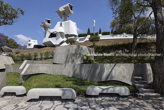 centro cultural miguel Ángel asturias efraín recinos