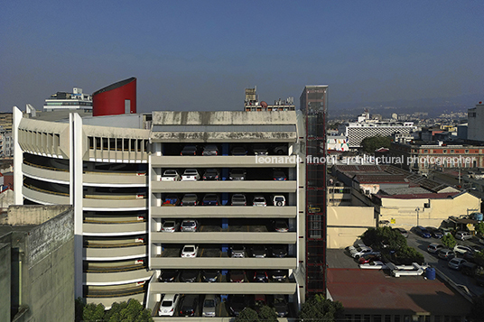 torre de estacionamientos fernando ríos