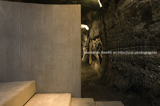 museo subterráneo monumental 180 metros/ catedral de sal yemail arquitectura