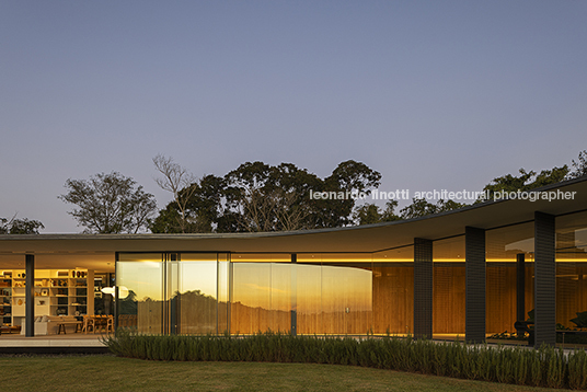 casa lcb jacobsen arquitetura