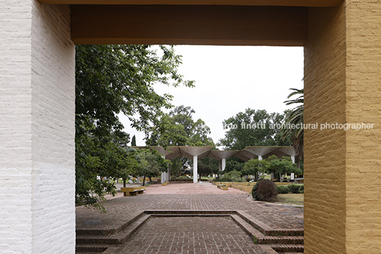 centro civico la pampa clorindo testa