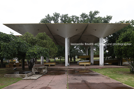 centro civico la pampa clorindo testa